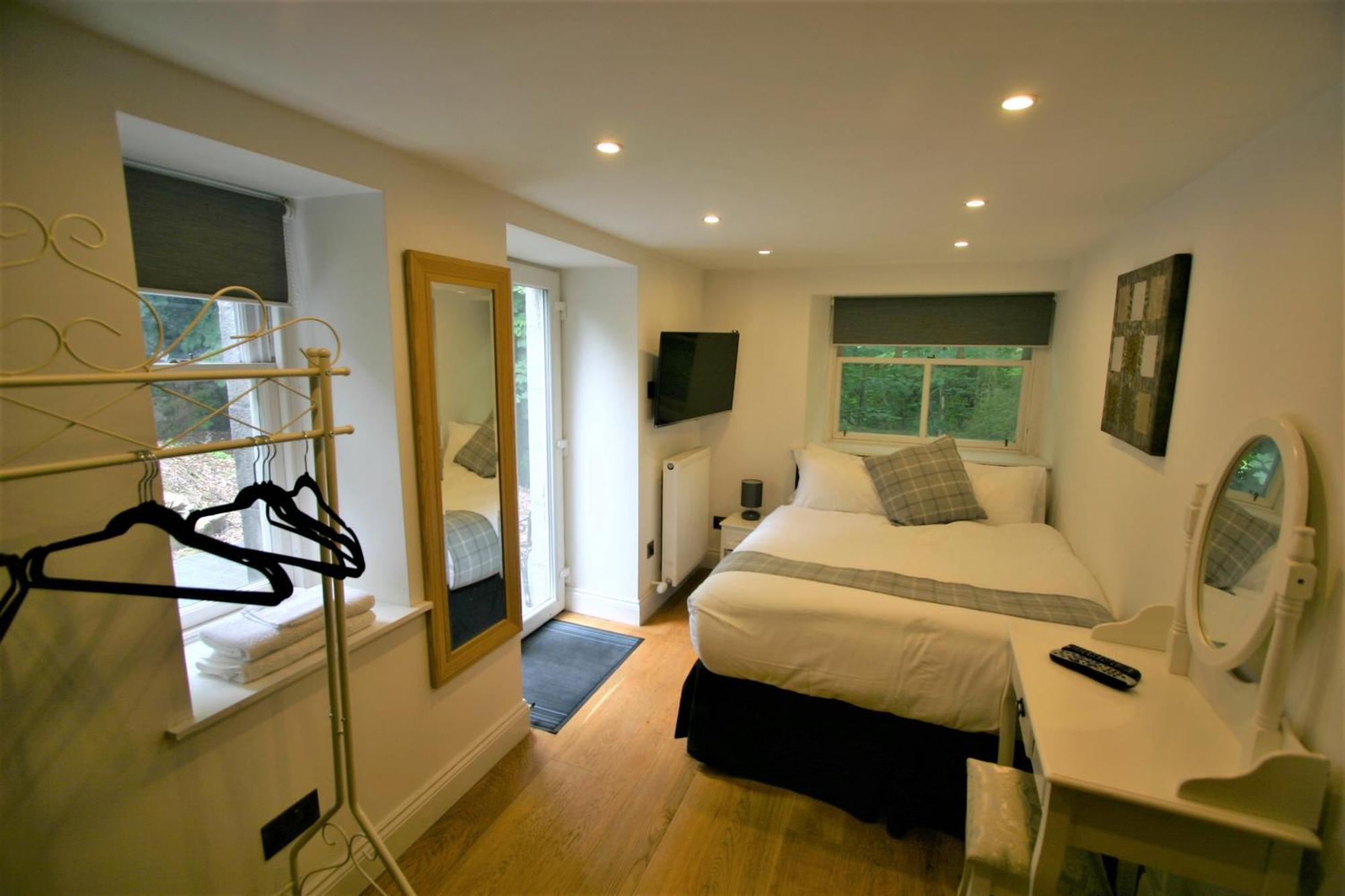 Villa Historic Baronial With Parking, Centre *